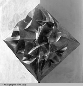 Vitalita programmata, 1987 Bronzo, cm 100